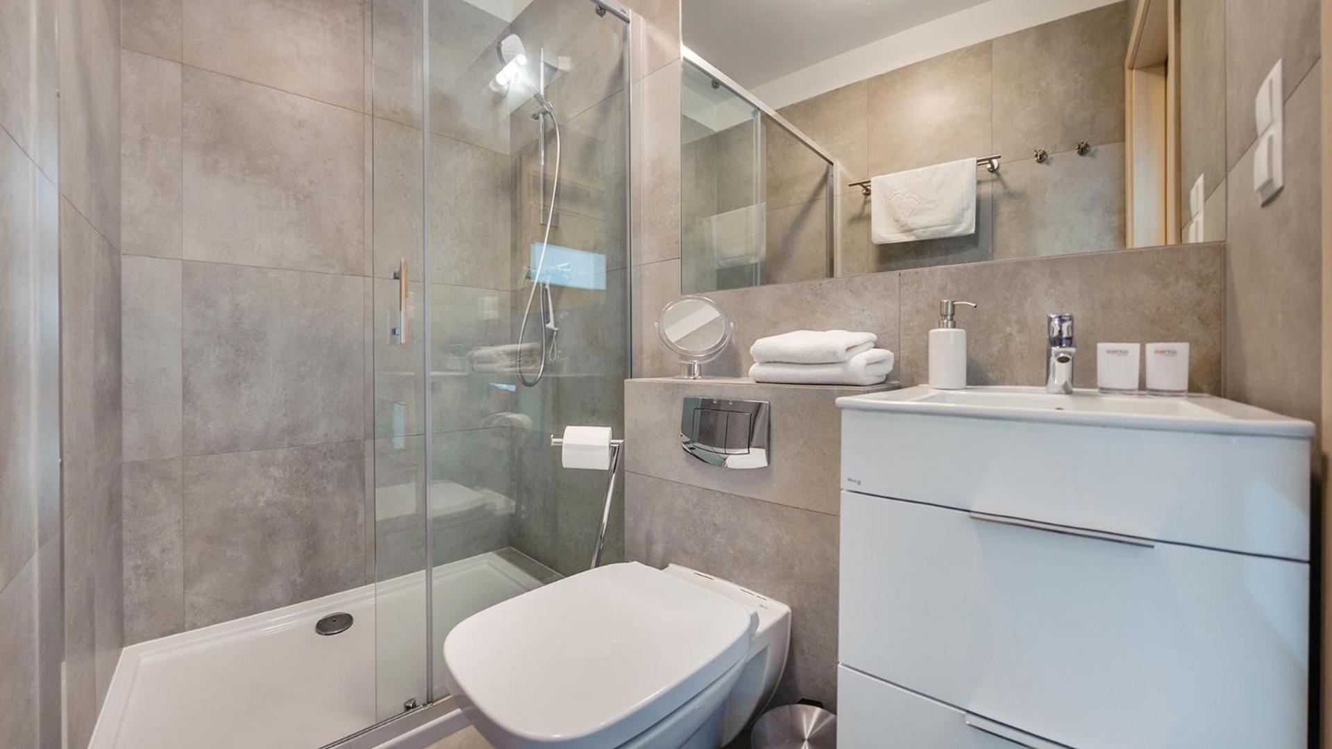 Prestige House Apartament - 2 Sypialnie Z Ogrodkiem I Basenem Поберово Экстерьер фото